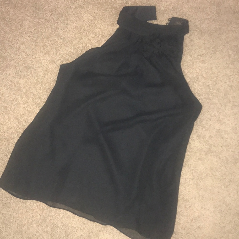 Black flowy tank